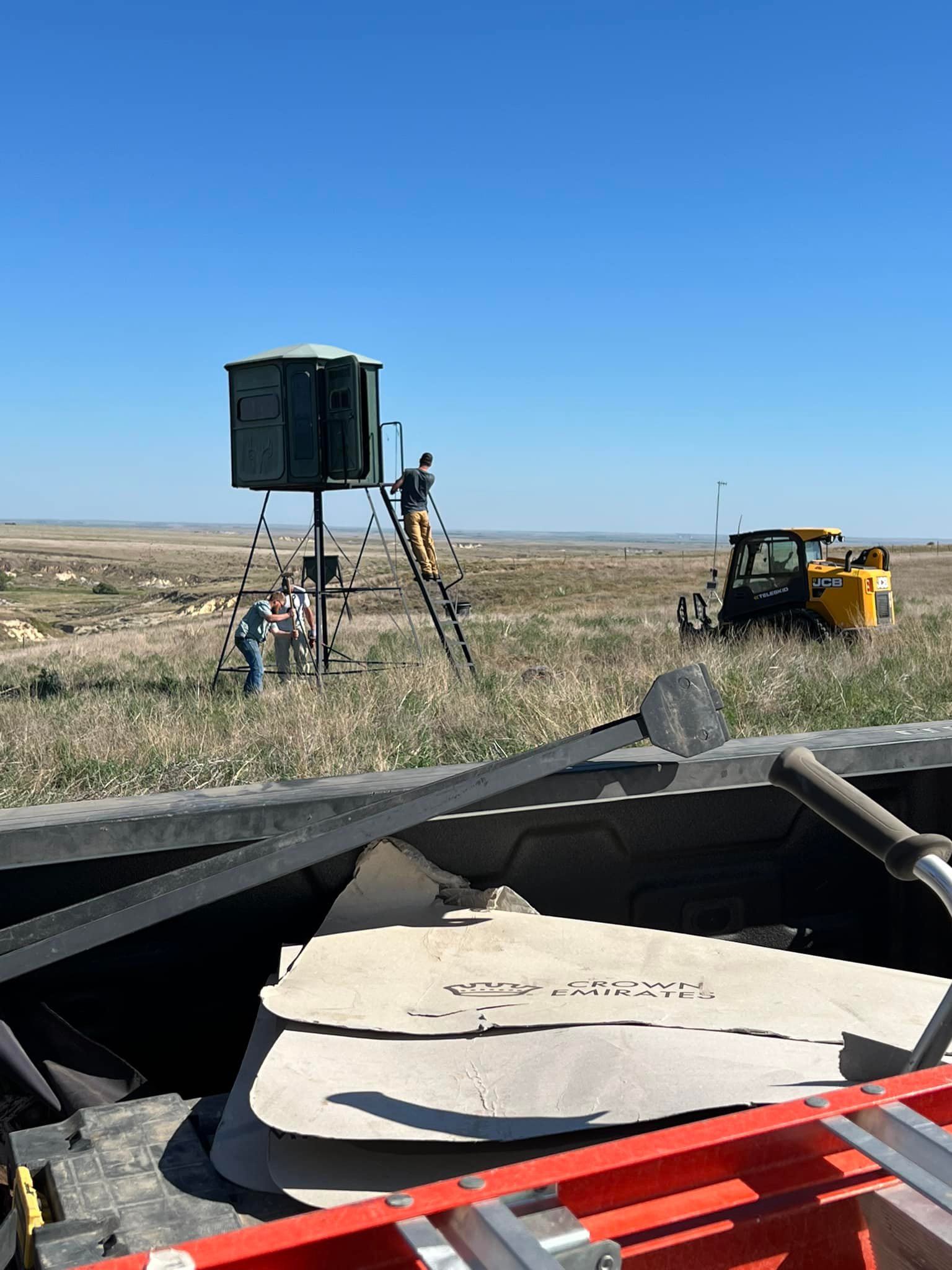Install crew with blind in Kansas